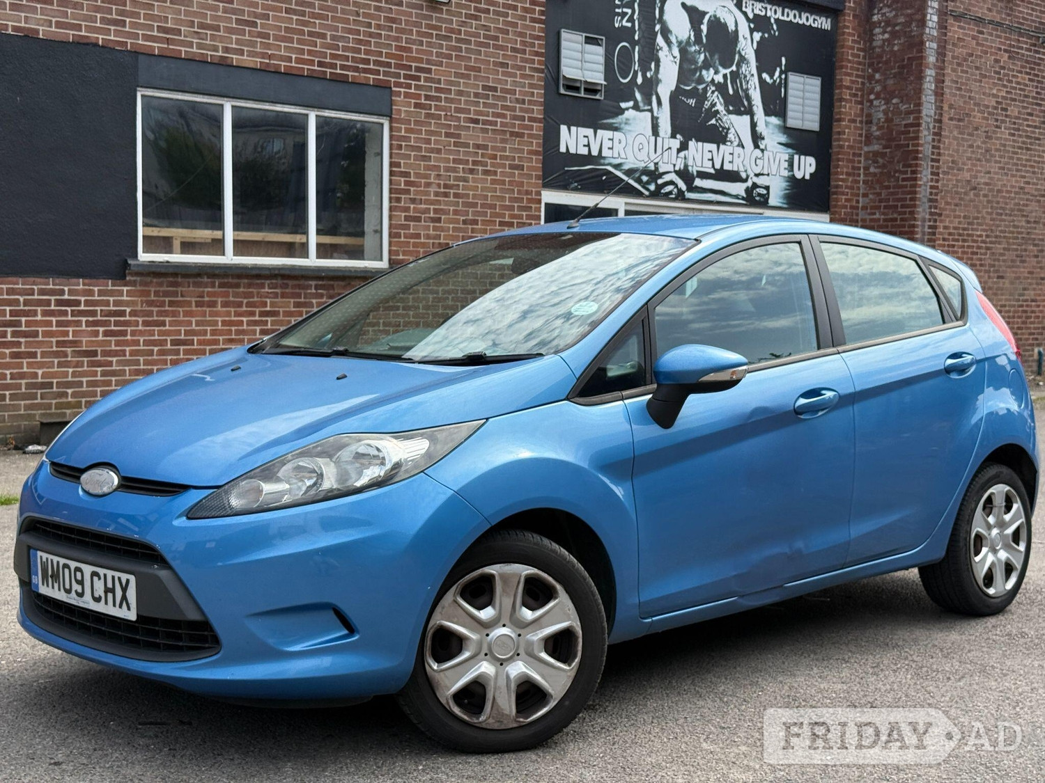 [ berth ]Ford Fiesta