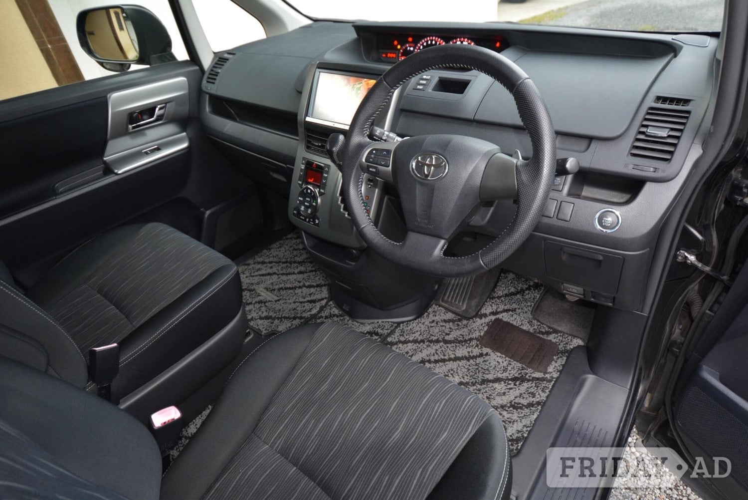 Toyota Voxy Chingford
