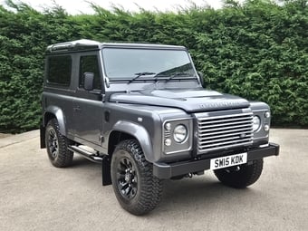 Land Rover Defender 90 2015