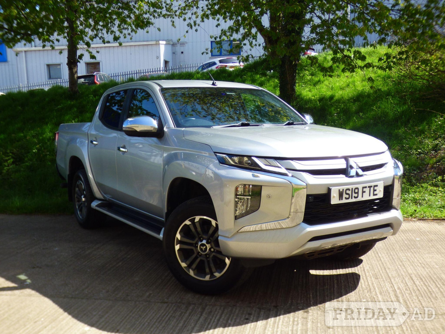 Mitsubishi L200 2019 in Bradford
