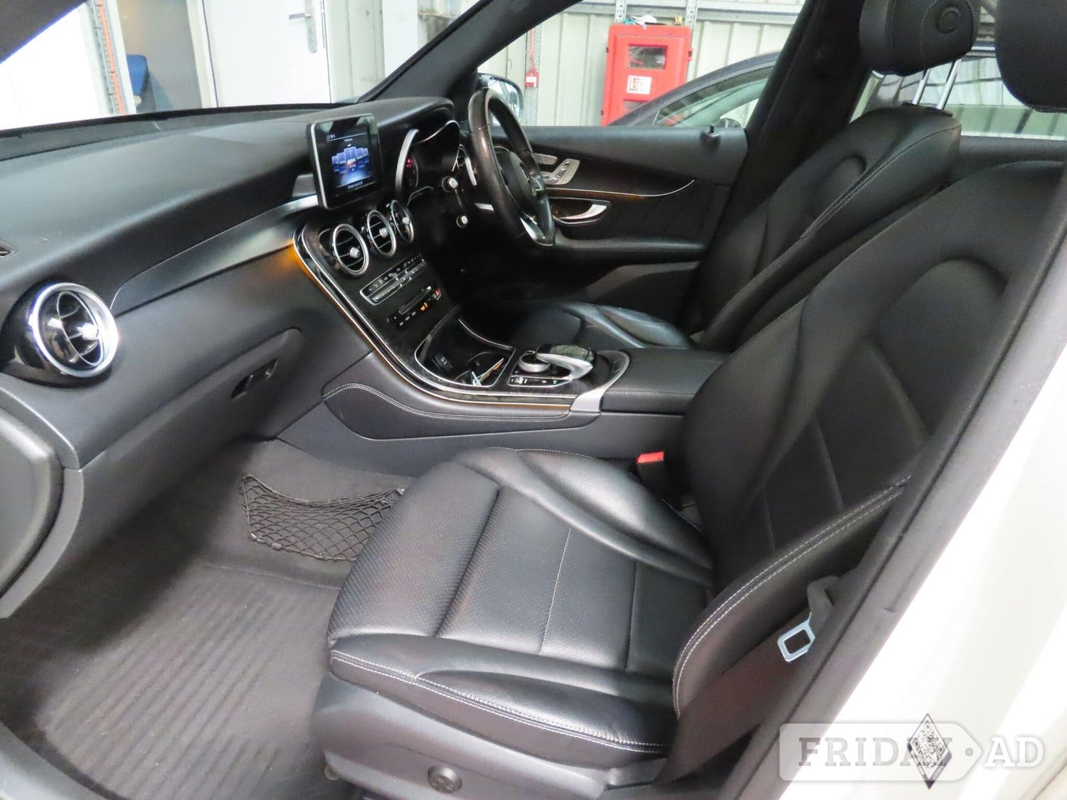 Mercedes-Benz GLC 2016 - Cars in Addlestone