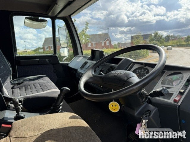 Smith Bros Coach builders MAN L Series  Horsebox - Trailers & Horseboxes in Banbury