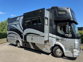 Lehel Coach build DAF LF  Horsebox