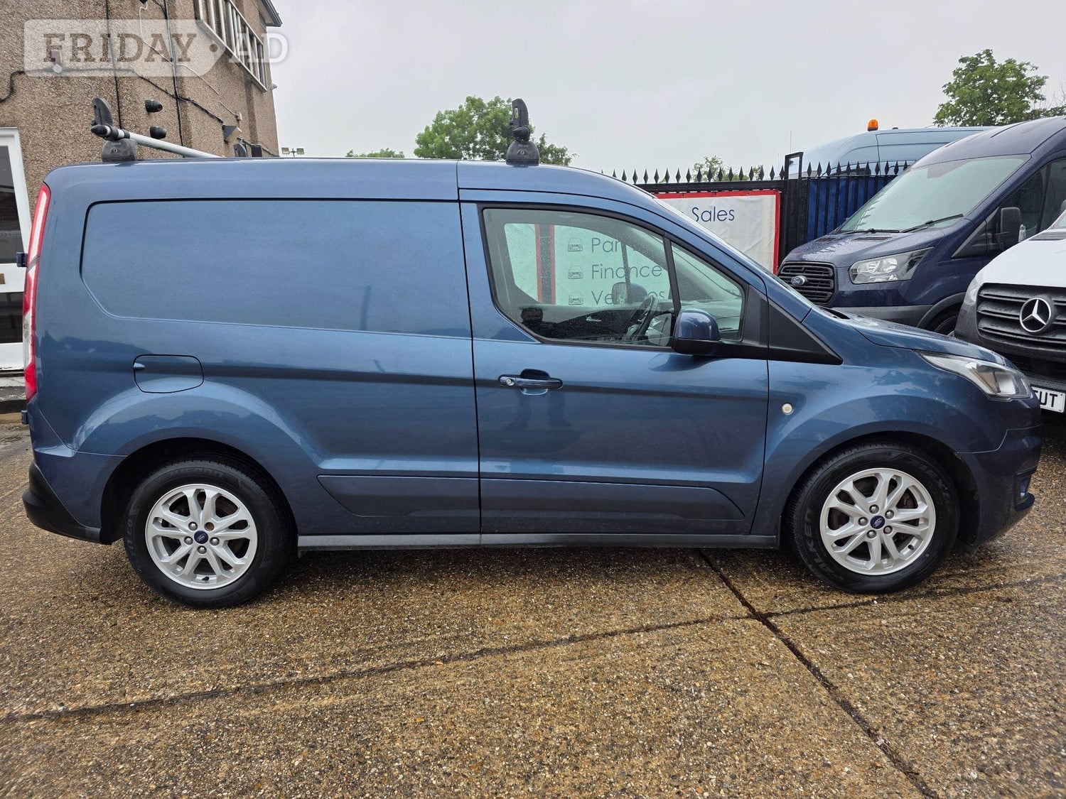 Ford Transit Connect Hounslow