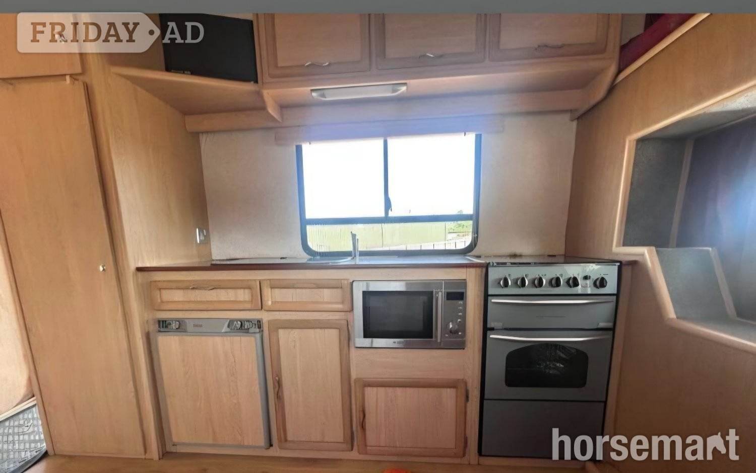 Custom  Iveco-ford Horsebox - Trailers & Horseboxes