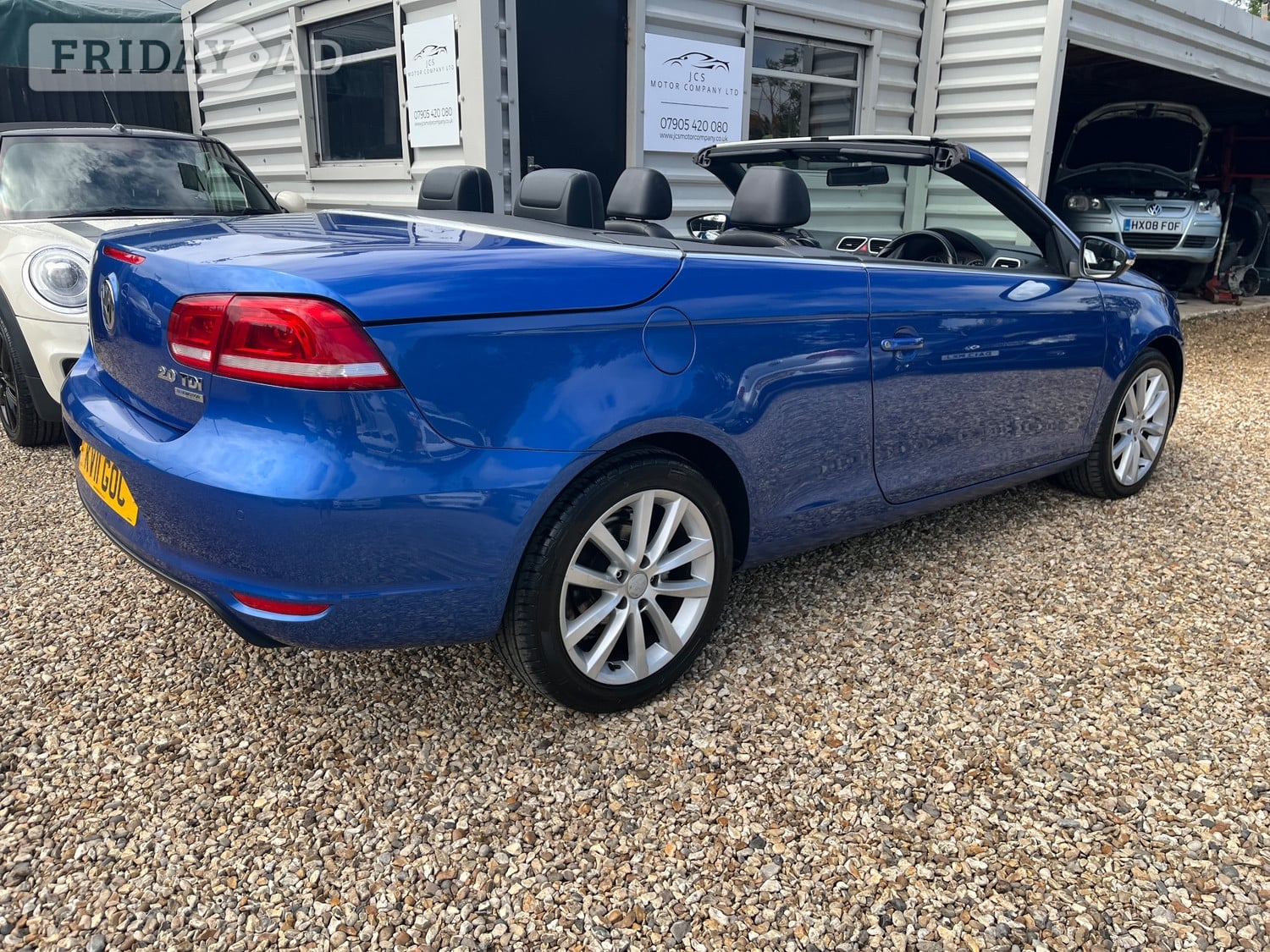 Volkswagen Eos 2011 - Cars in Farnham