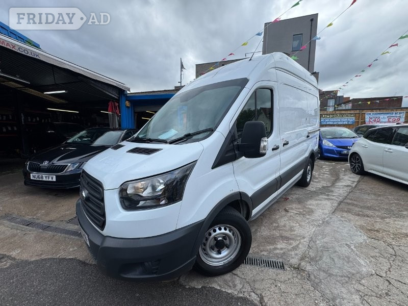 Ford Transit 2019 in Harrow