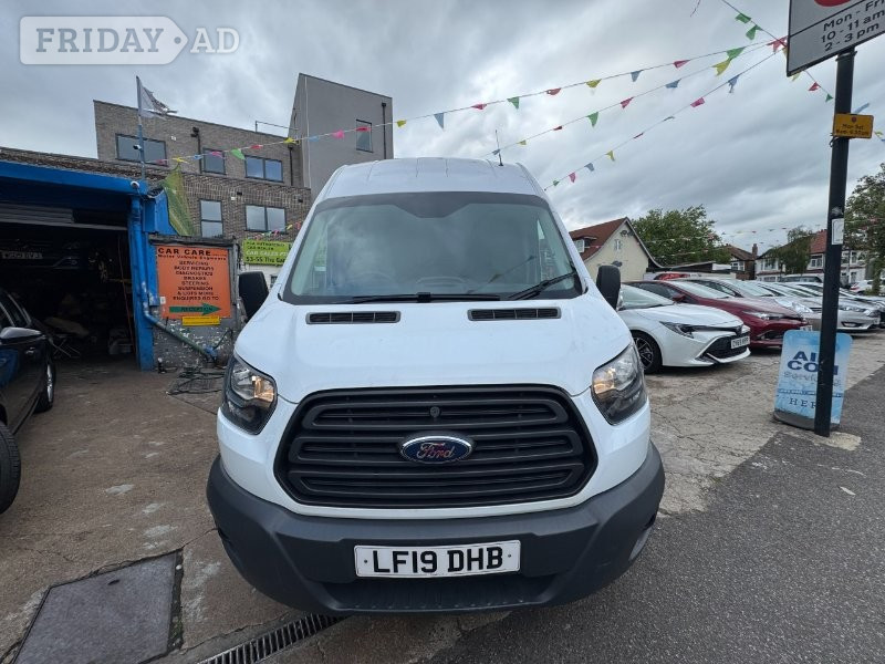 [ berth ]Ford Transit