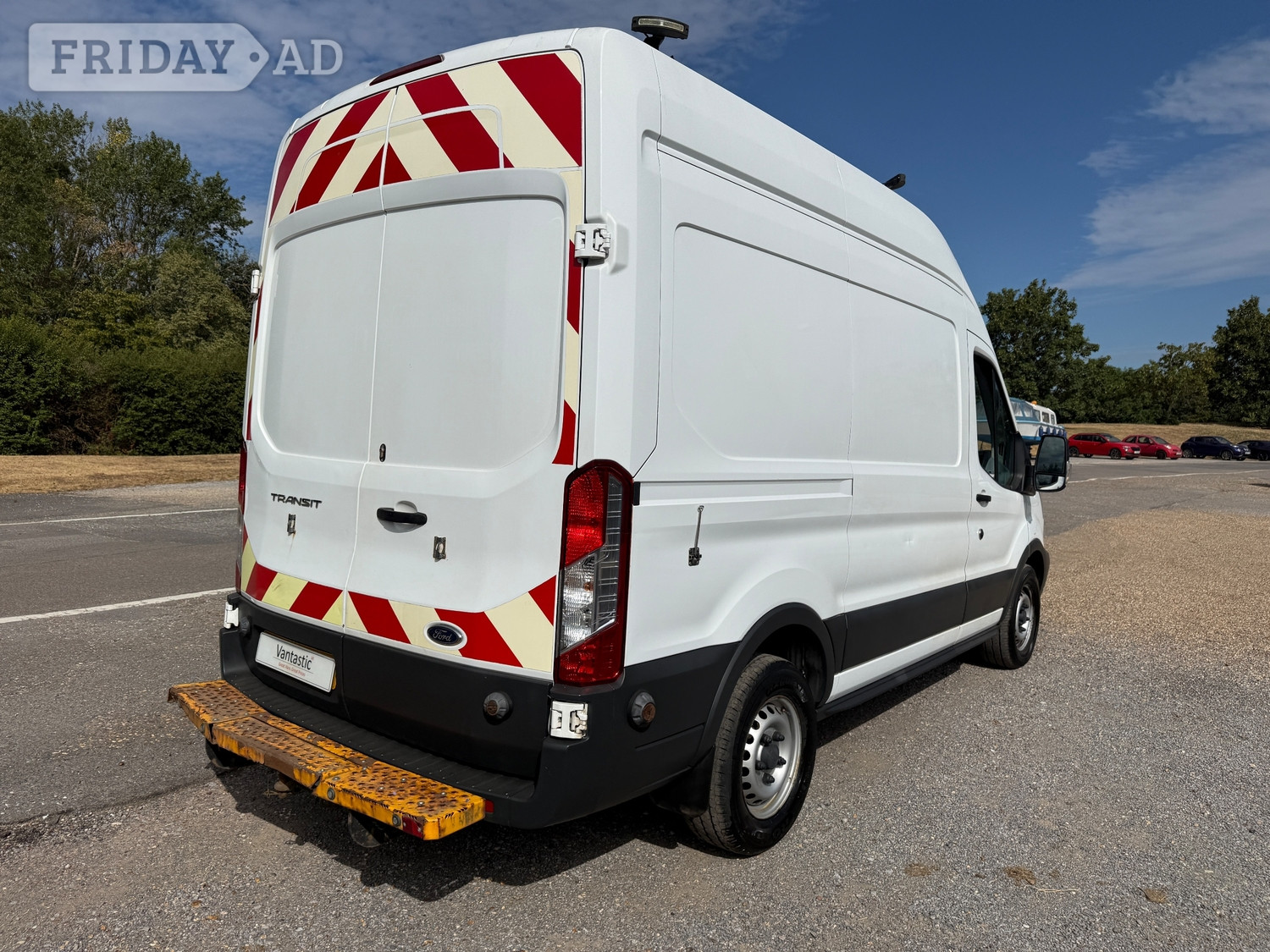 [ berth ]Ford Transit