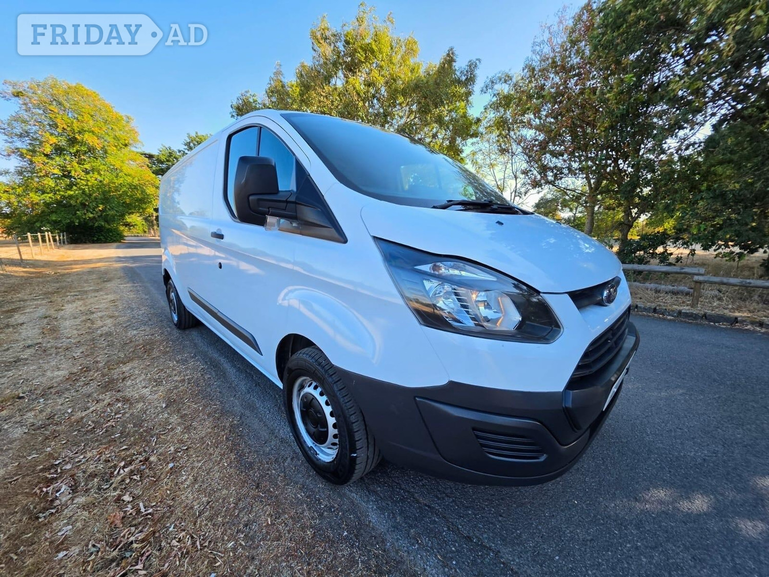 [ berth ]Ford Transit Custom