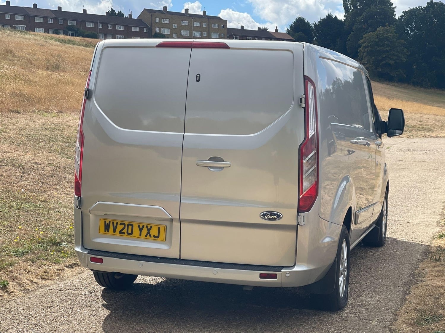 Ford Transit Custom 2020 - Vans & Commercial Vehicles