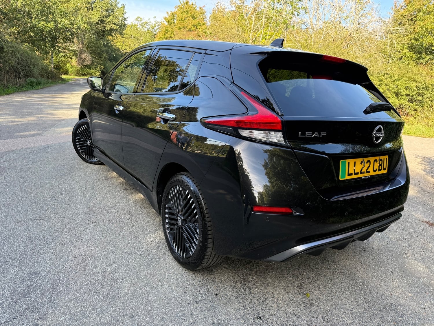 Nissan LEAF 2022 - Cars