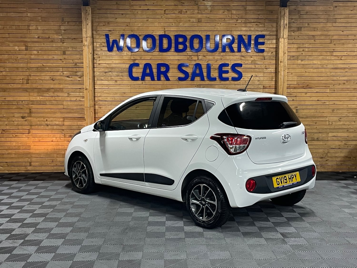 [ berth ]Hyundai i10
