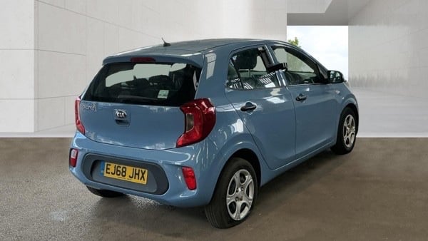 Kia Picanto 2018 - Cars in Ashford
