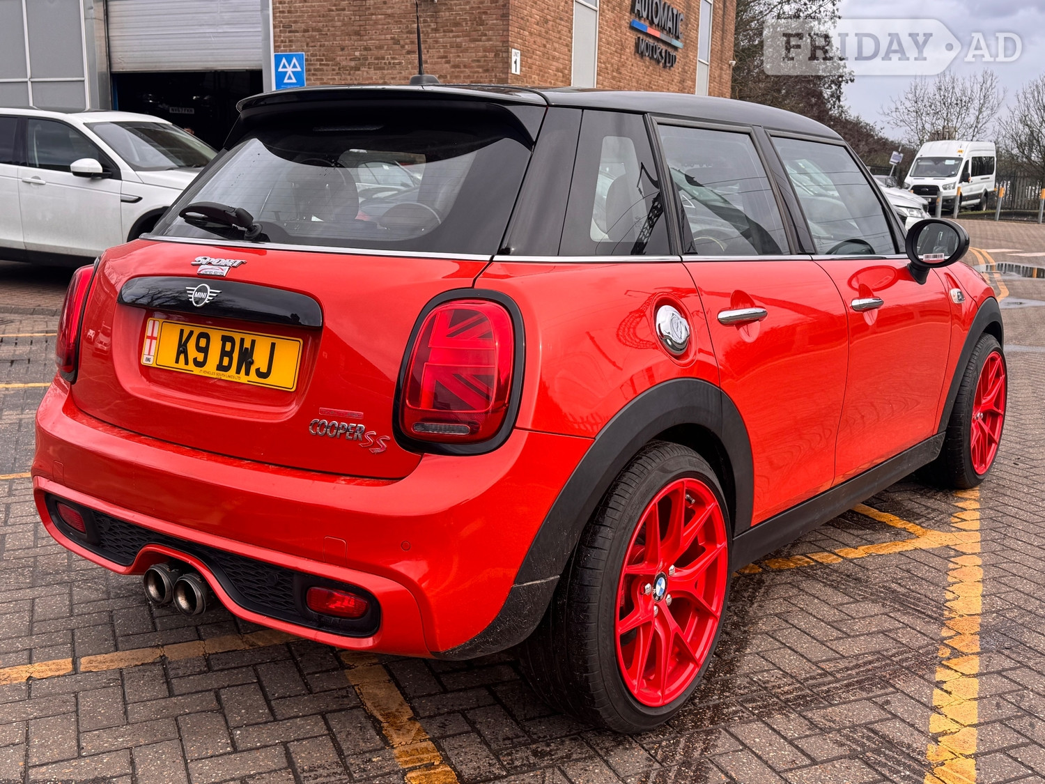 Mini Hatch 2018 - Cars