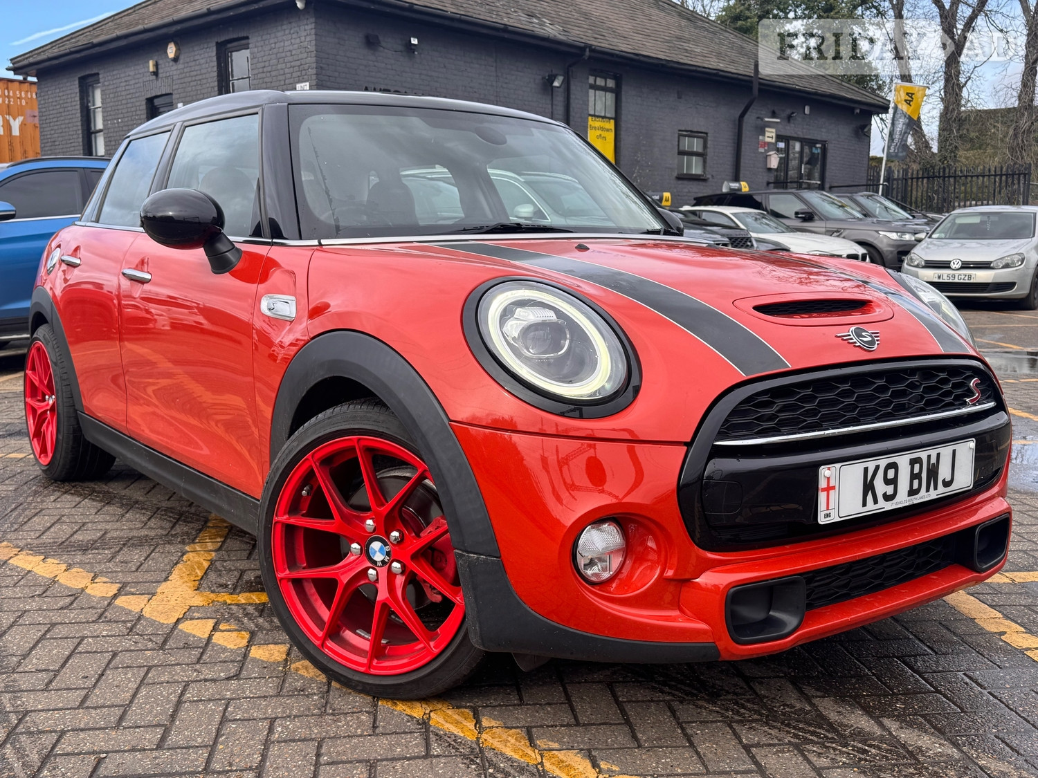 Mini Hatch 2018 in Hillingdon