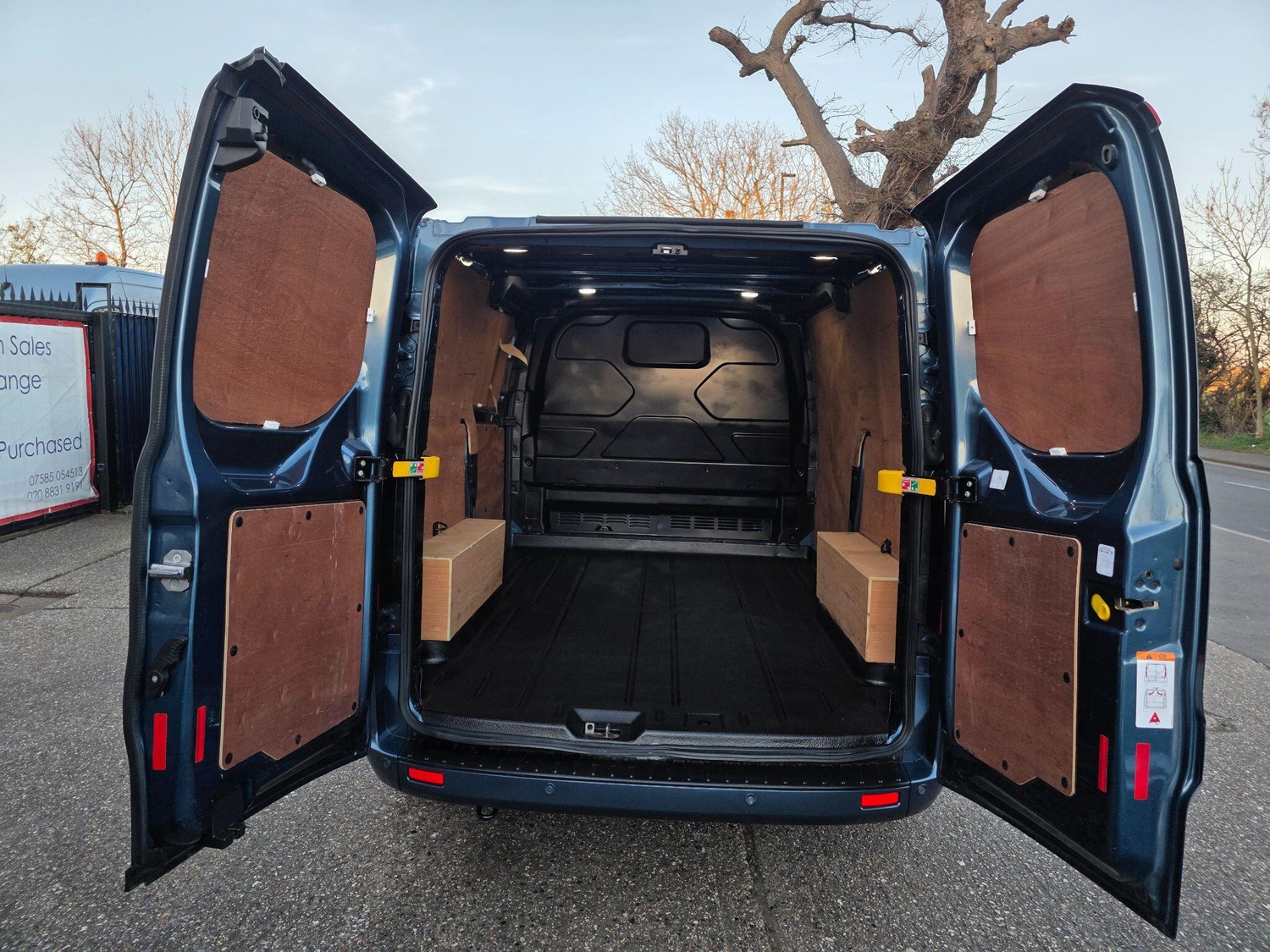 Ford Transit Custom 2019 - Vans & Commercial Vehicles