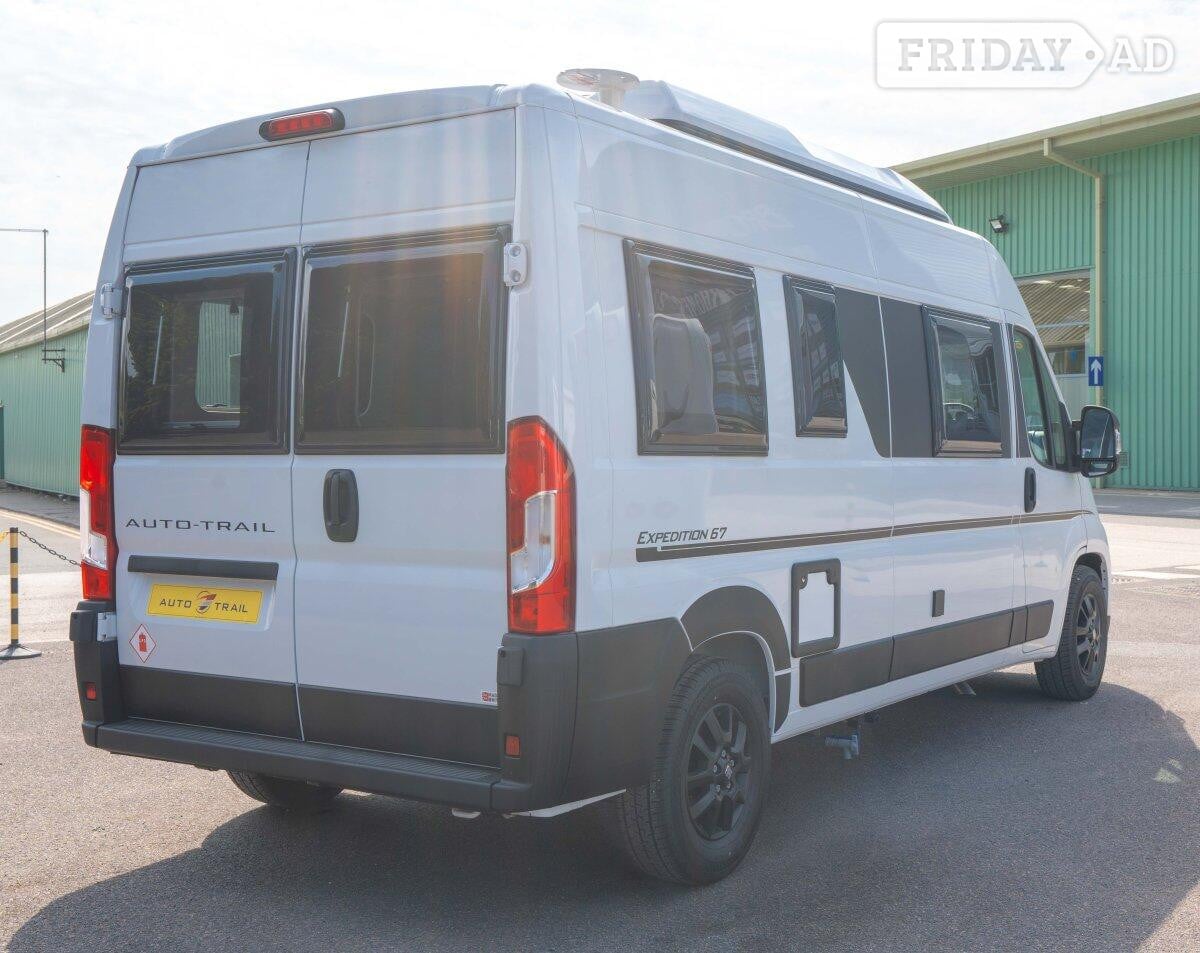 Auto-Trail Expedition 67 Newark