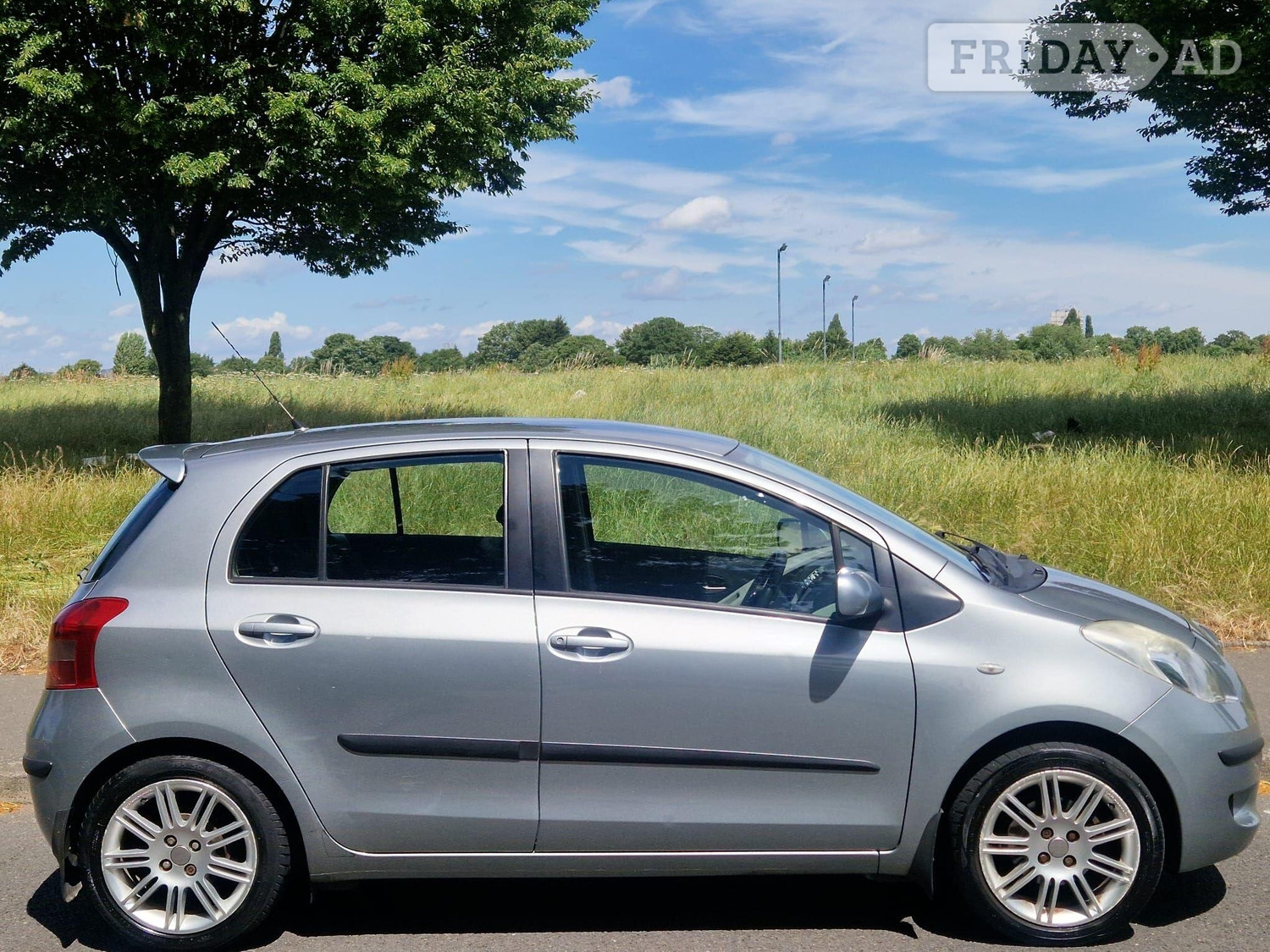 Toyota Yaris 2008 - Cars