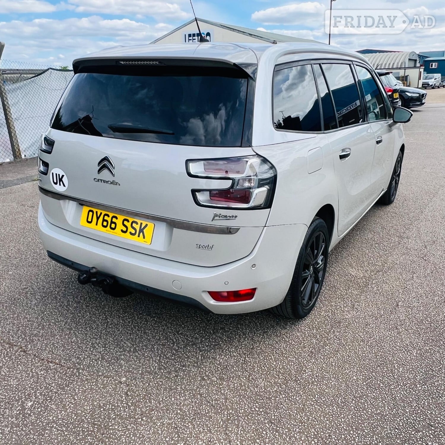 [ berth ]Citroen Grand C4 Picasso