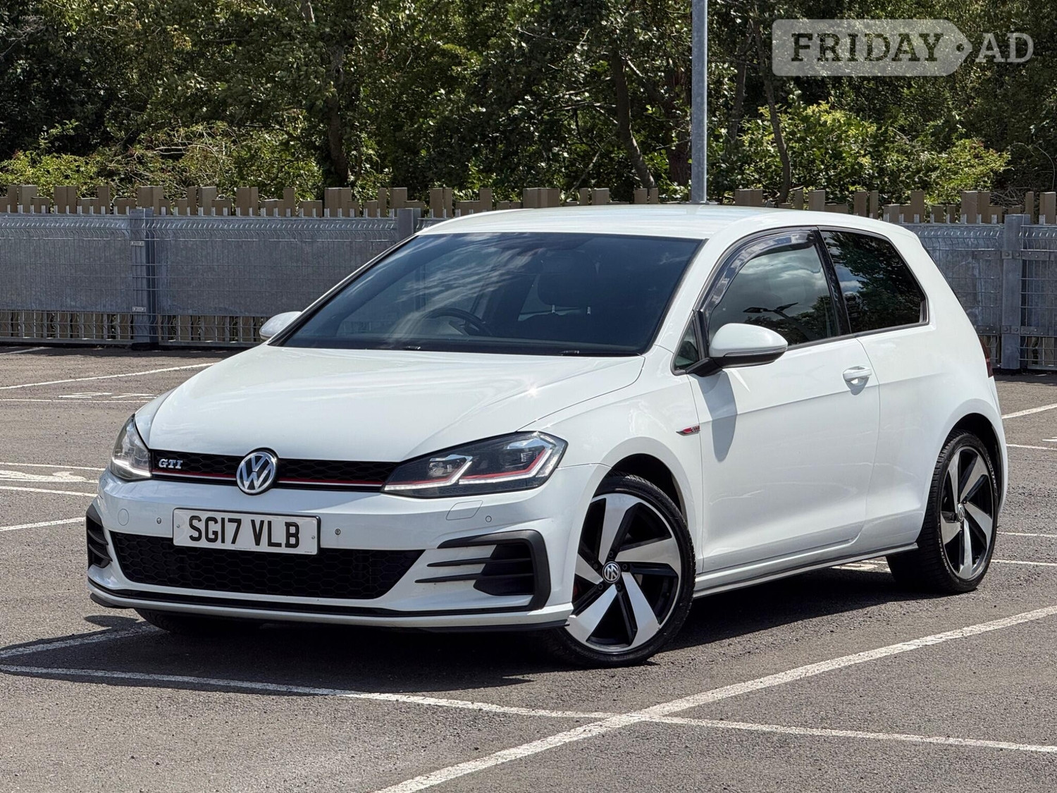 [ berth ]Volkswagen Golf