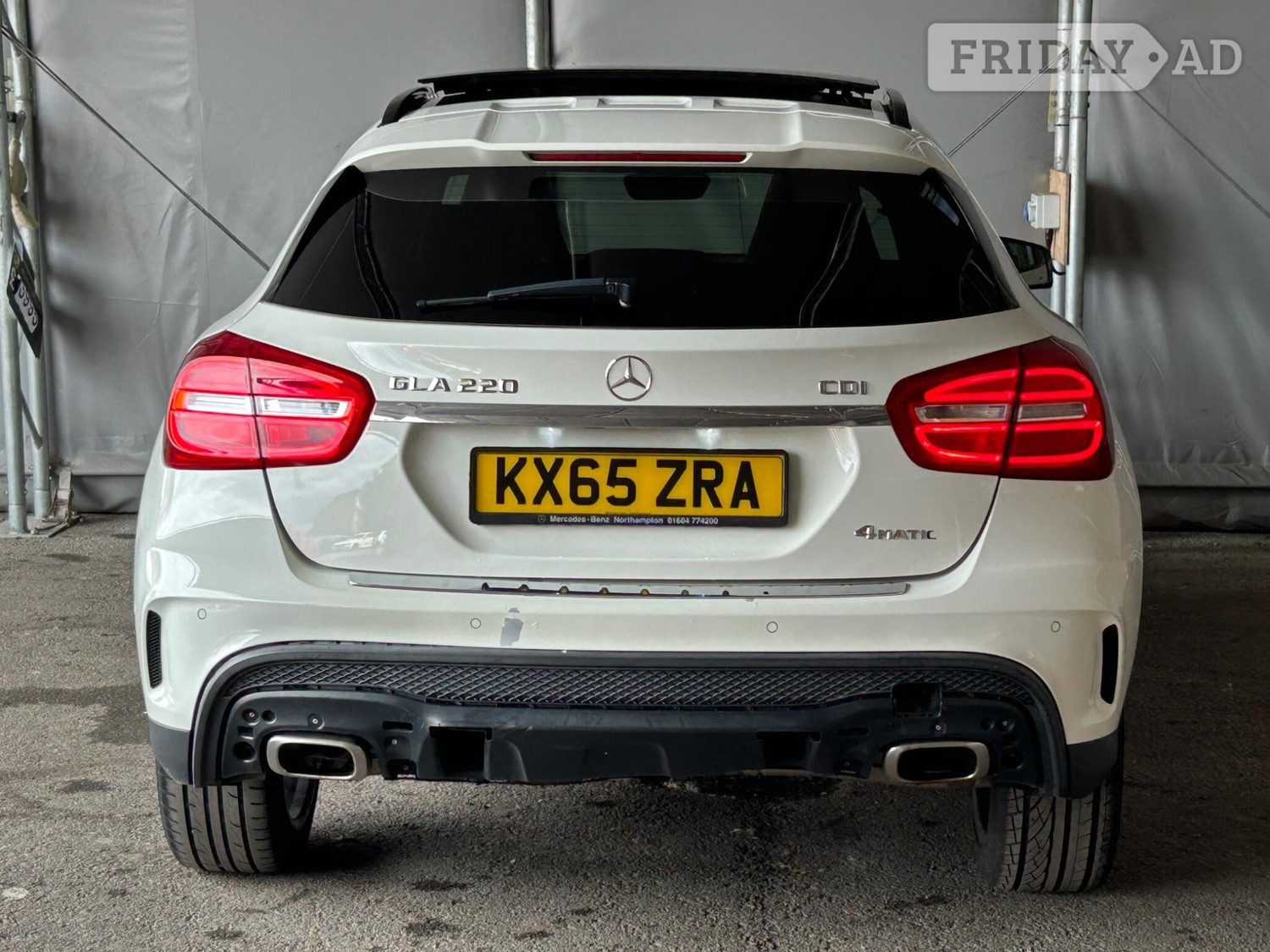 Mercedes-Benz GLA 2015 - Cars