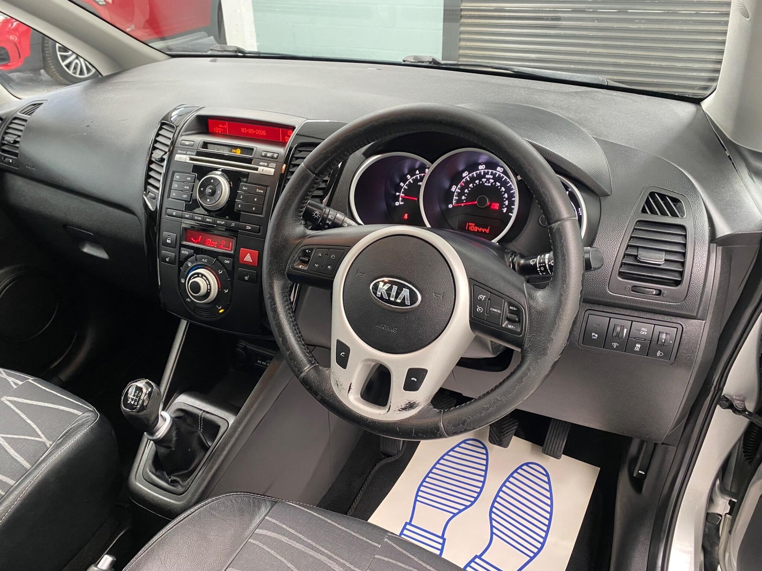 [ berth ]Kia Venga