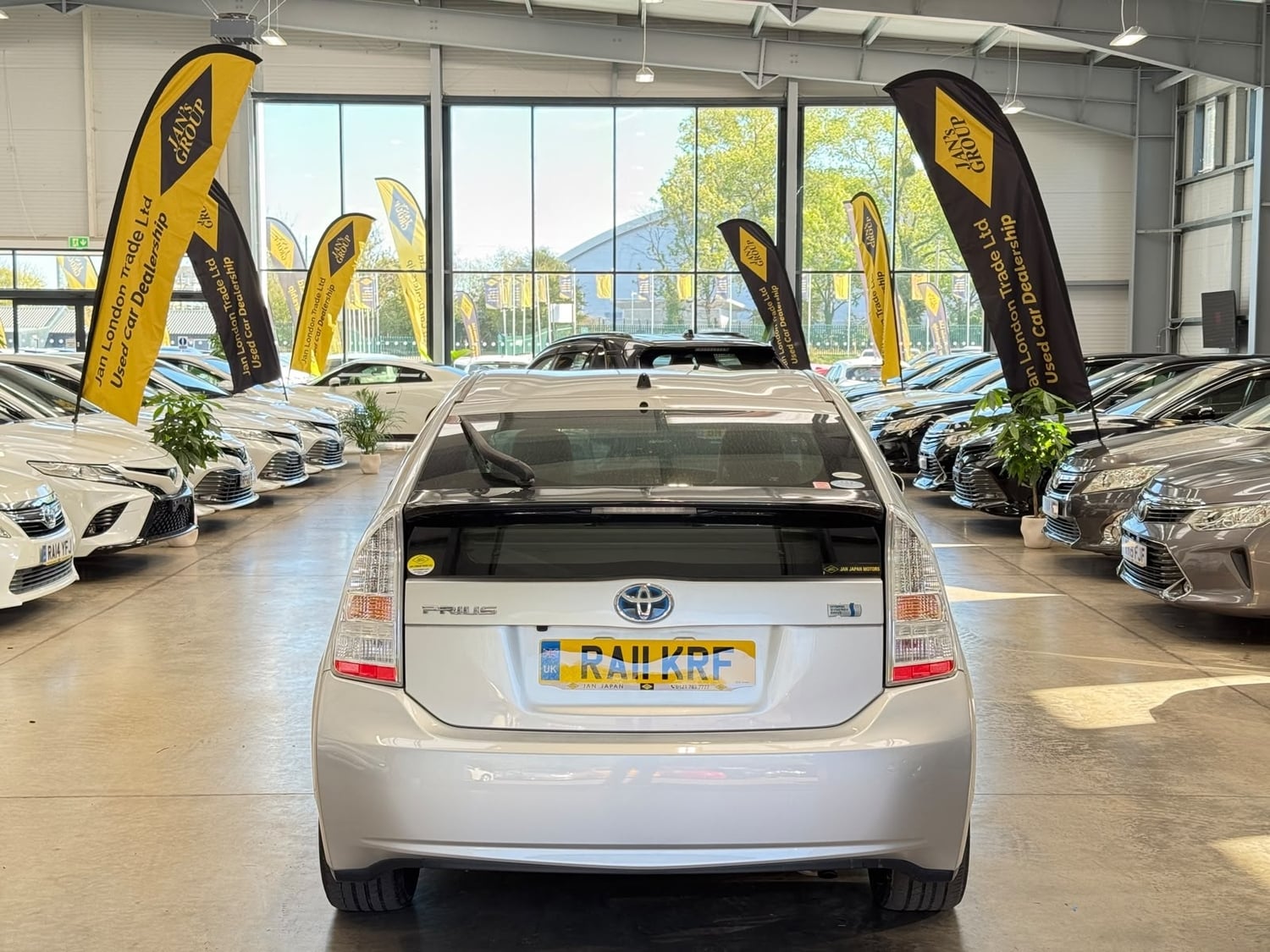 Toyota Prius 2011 - Cars in Reading