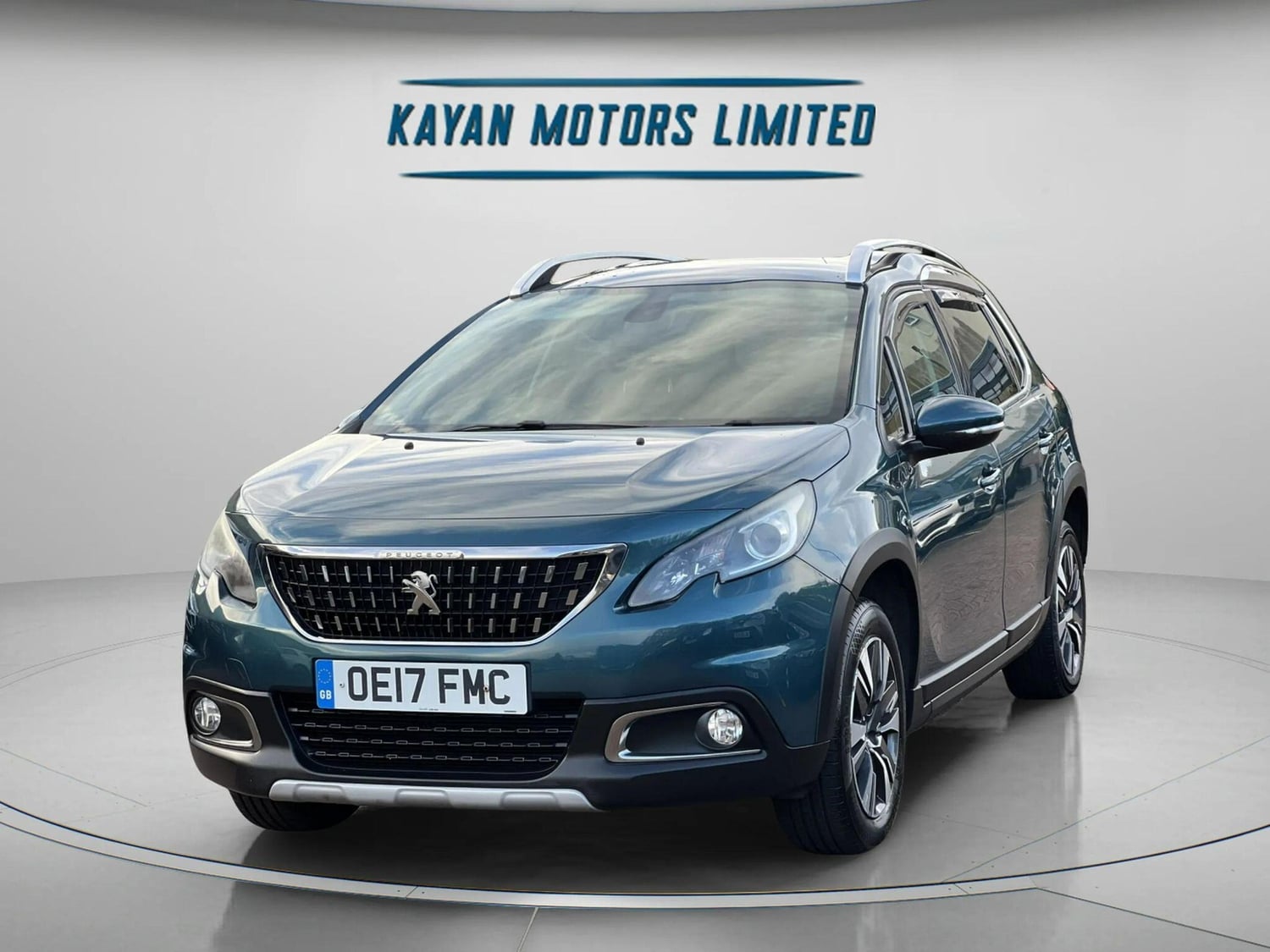 [ berth ]Peugeot 2008