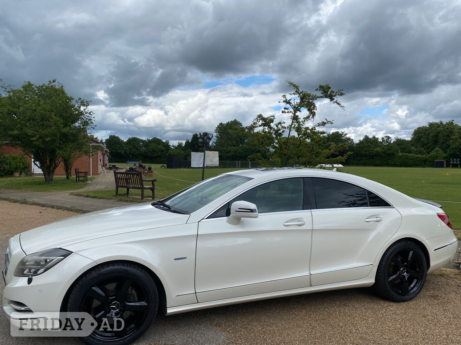 [ berth ]Mercedes-Benz CLS Class