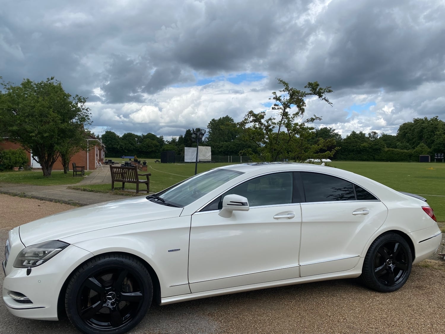 [ berth ]Mercedes-Benz CLS Class