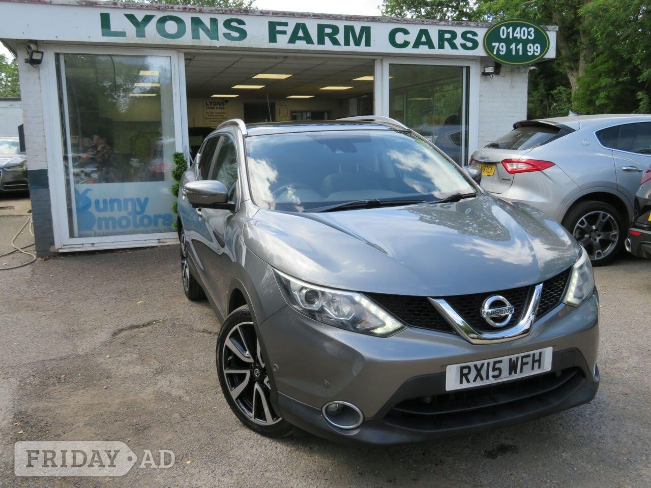 2015 NISSAN QASHQAI 1.5 dCi Tekna SUV 5dr Diesel Manual 2WD Euro 5 (s/s) (110 ps) PANORAMIC ROOF + FULL LEATHER + NAV in Horsham