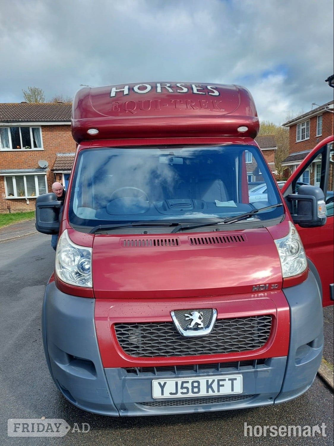 Equi-Trek  Peugeot Horsebox in Folkestone