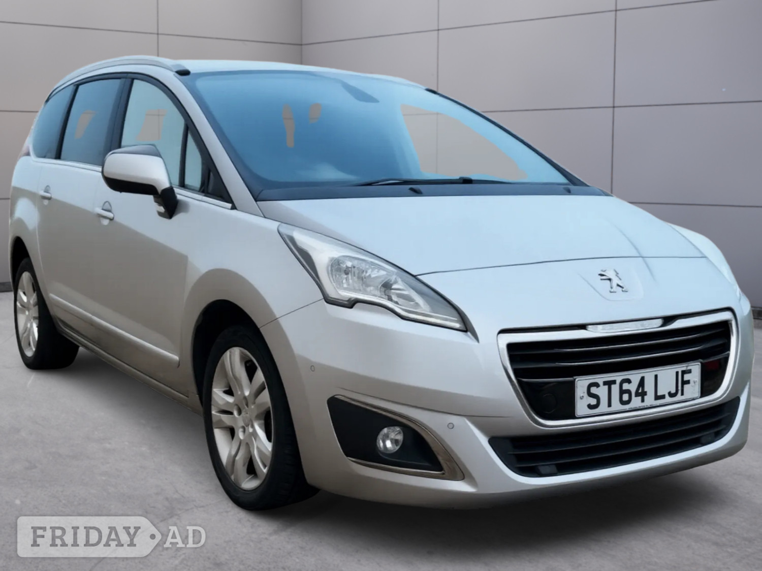 Peugeot 5008 2014 in Broxburn