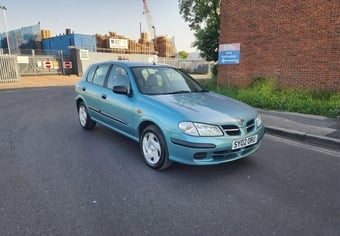 Nissan Almera 2002