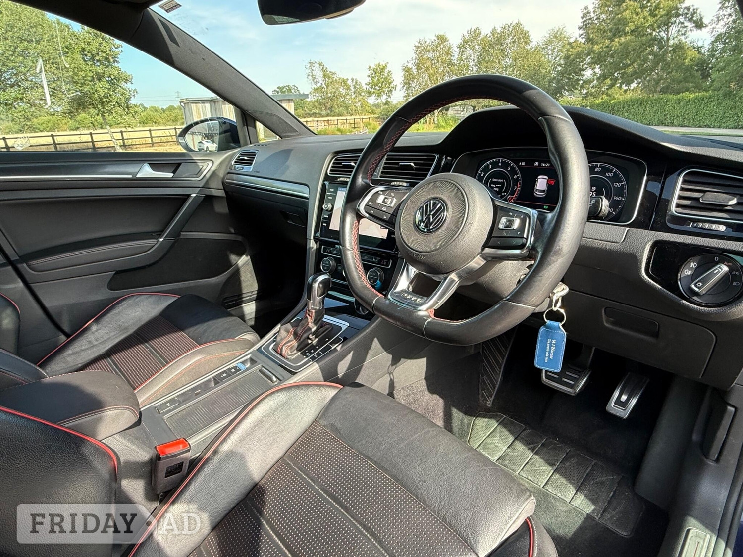 Volkswagen Golf 2018 - Cars in Wigston