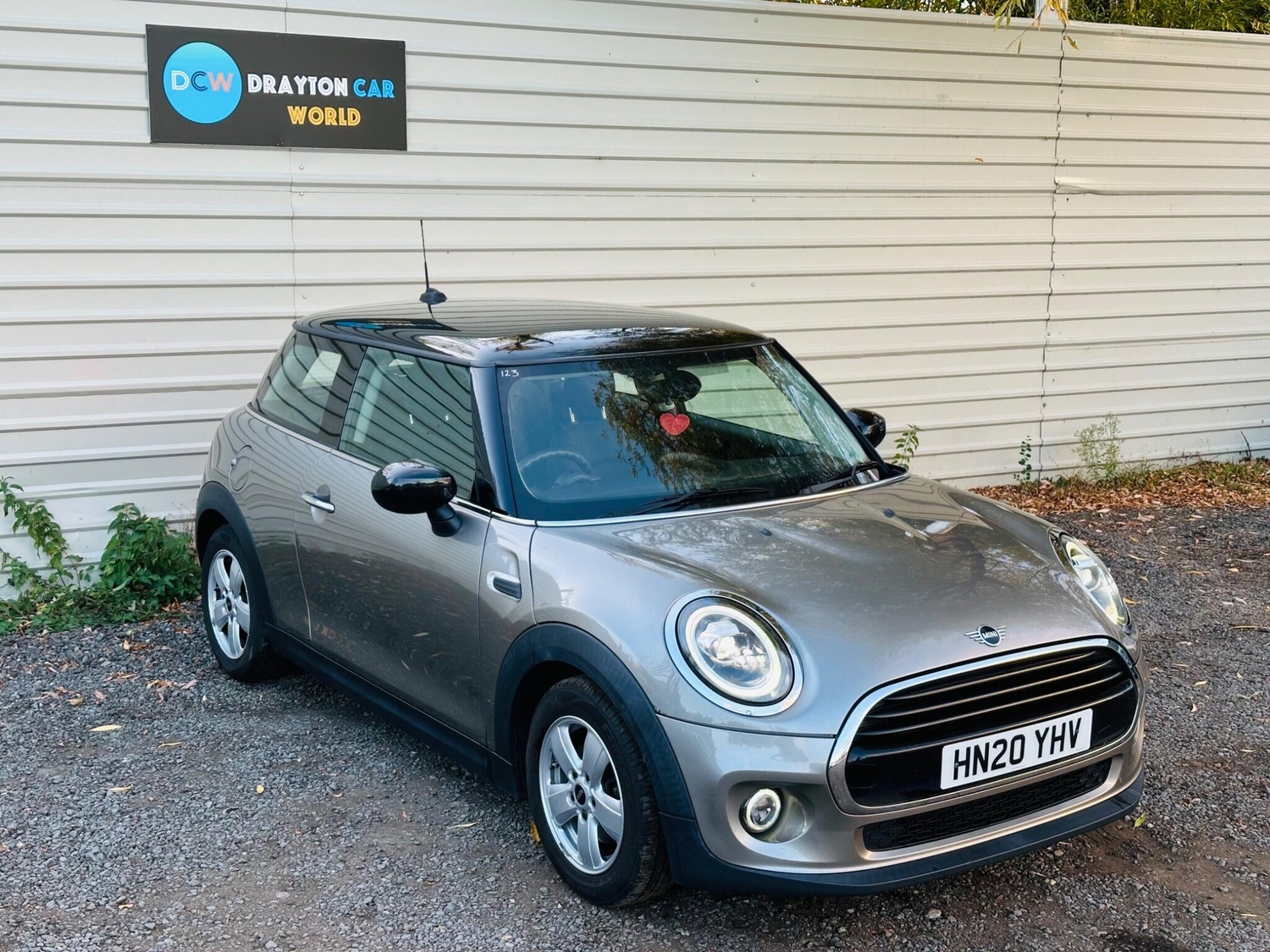 Mini Hatch 2020 - Cars