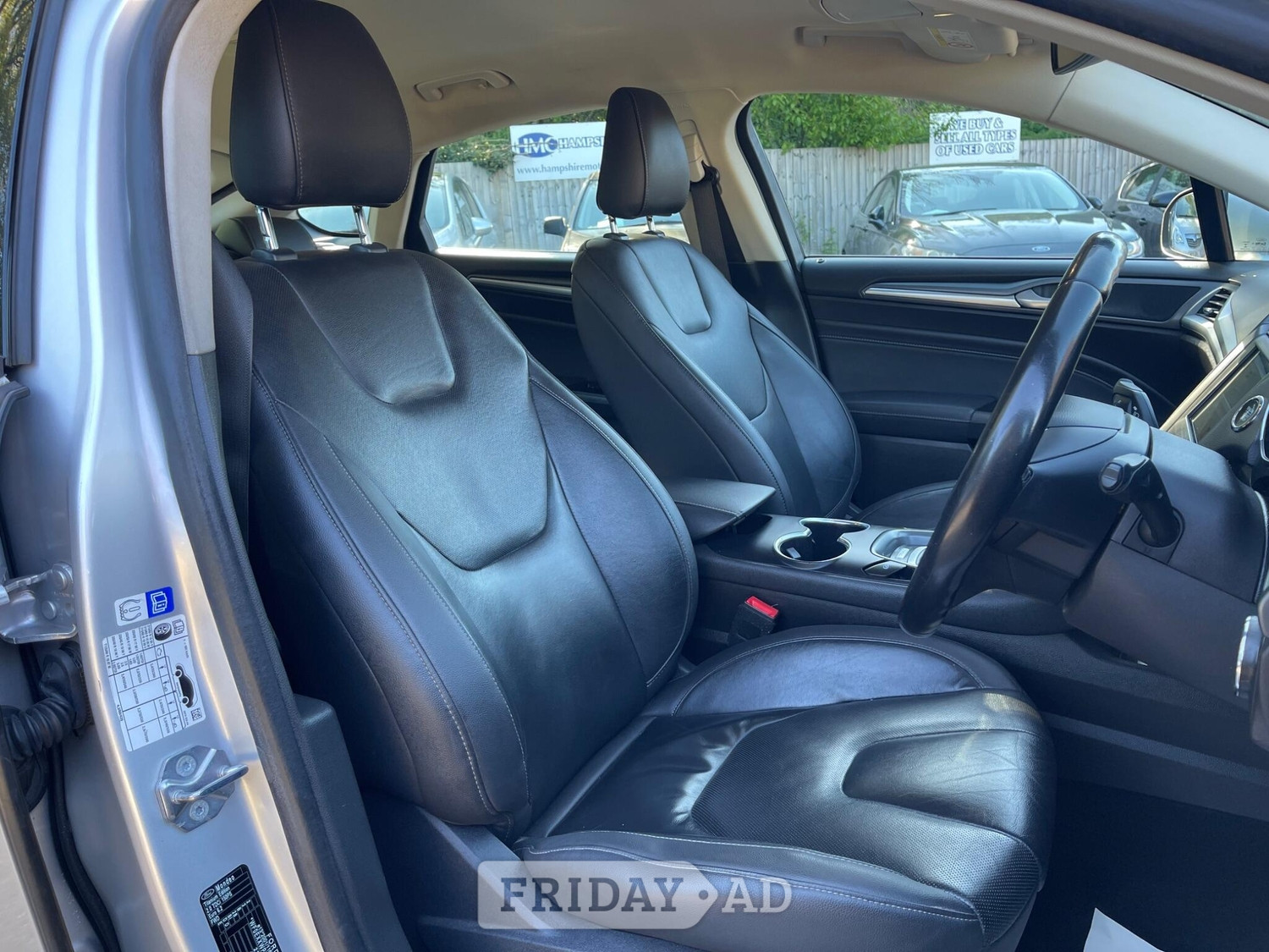 [ berth ]Ford Mondeo