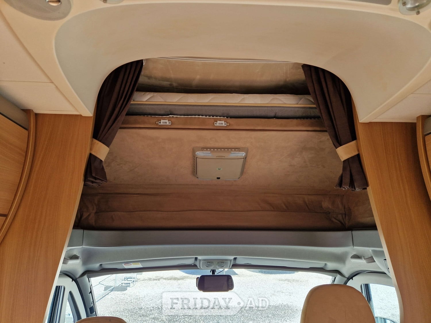 Swift Kon-Tiki 649 2010 for sale - Motorhomes & Caravans in Highbridge