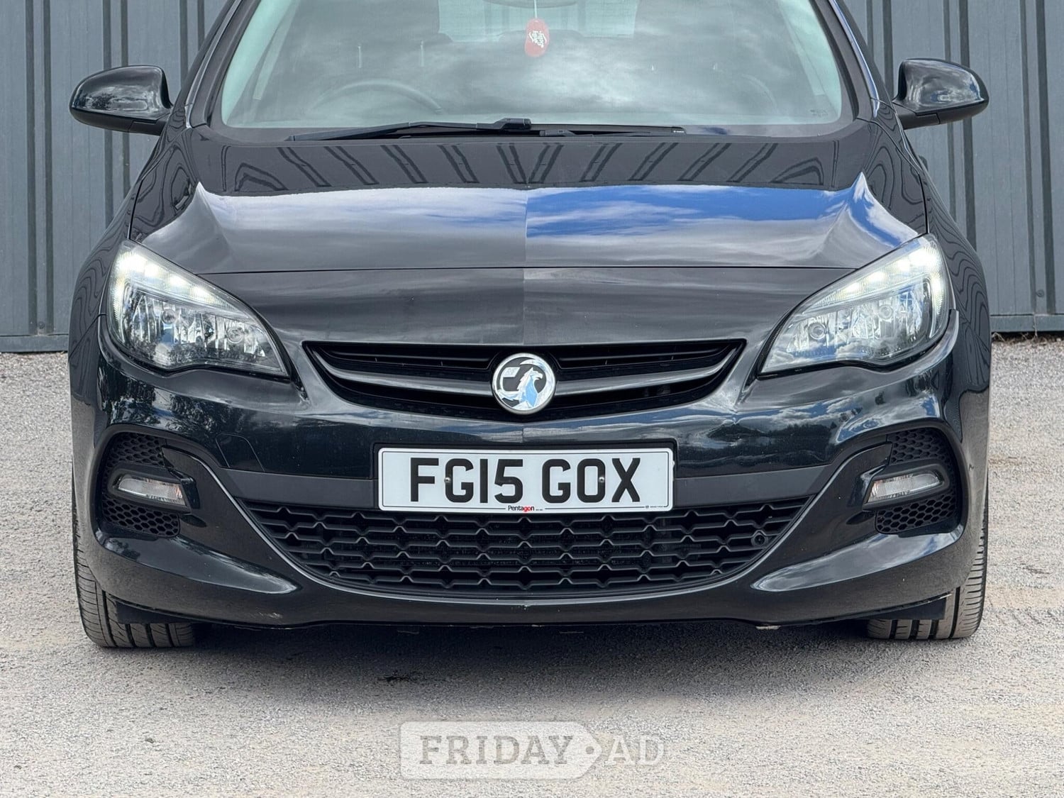 Vauxhall Astra 2015 in Farnham