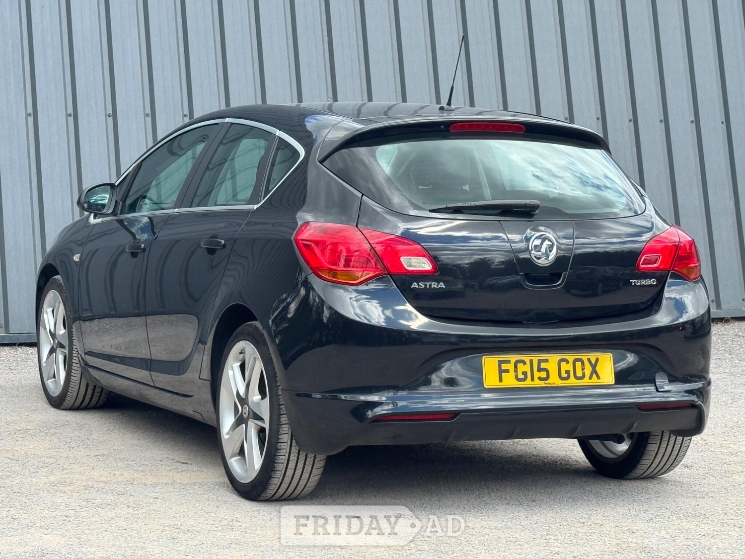 [ berth ]Vauxhall Astra