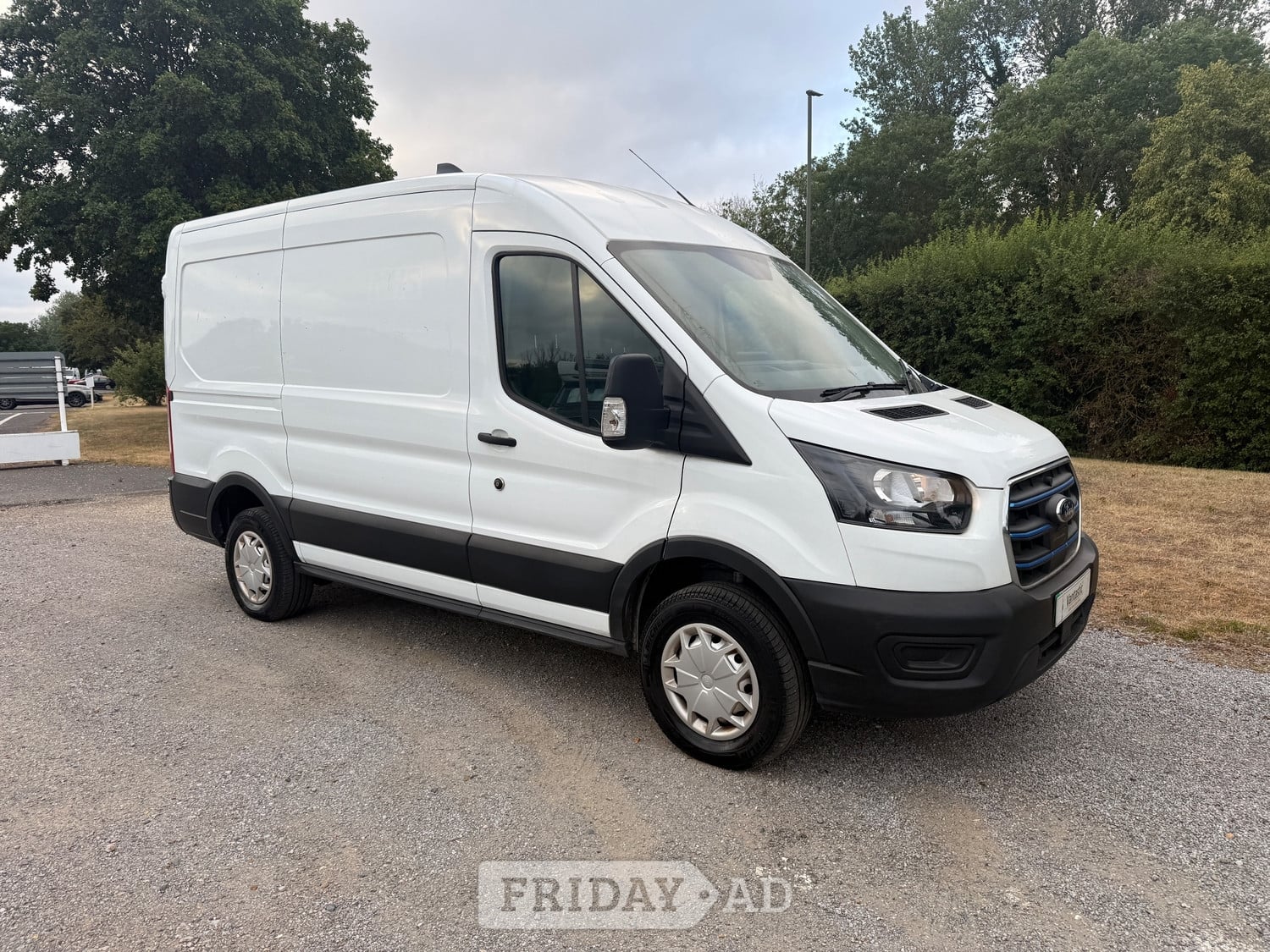 Ford Transit 2023 in Chertsey