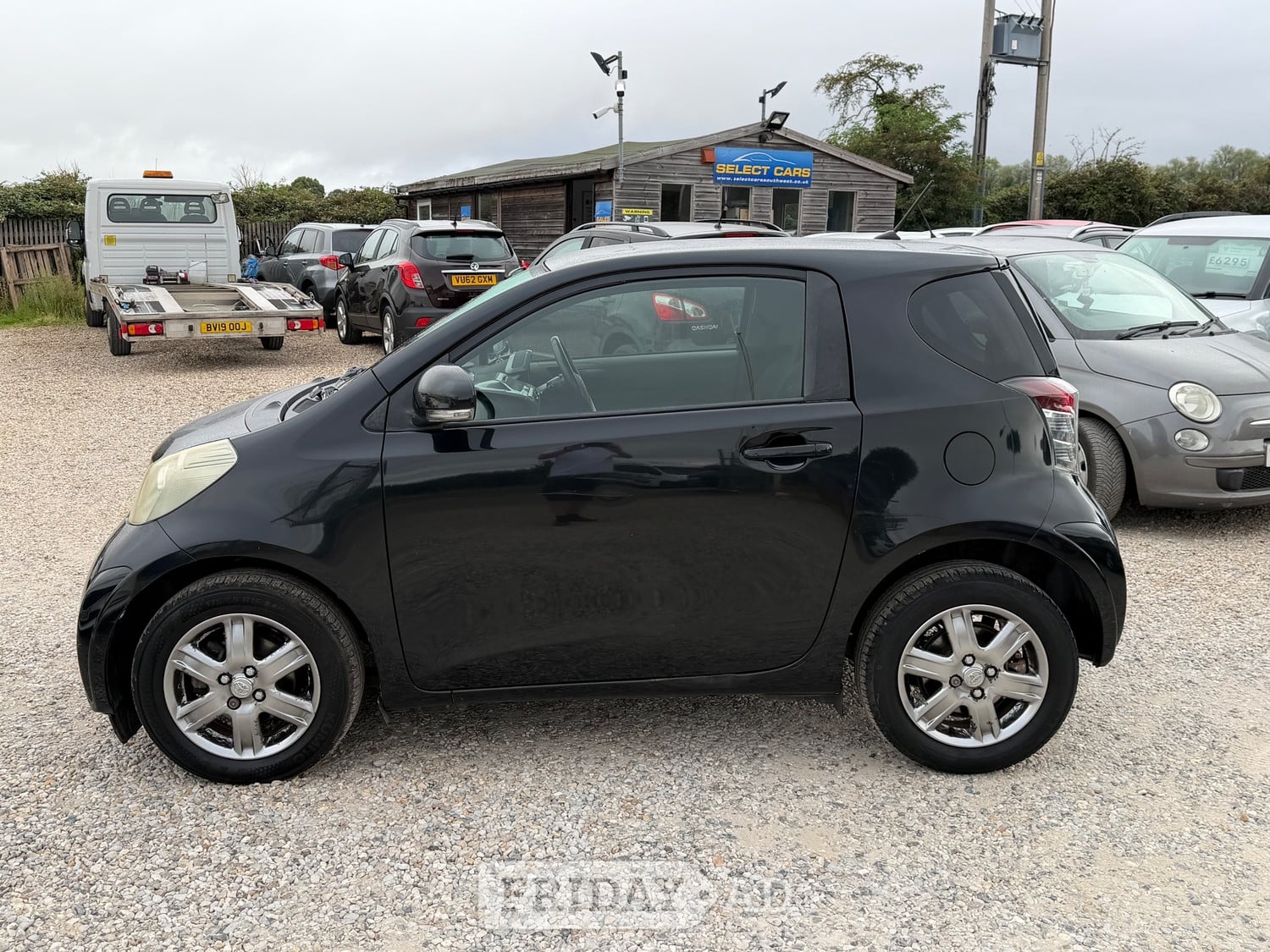 Toyota IQ 2009 - Cars