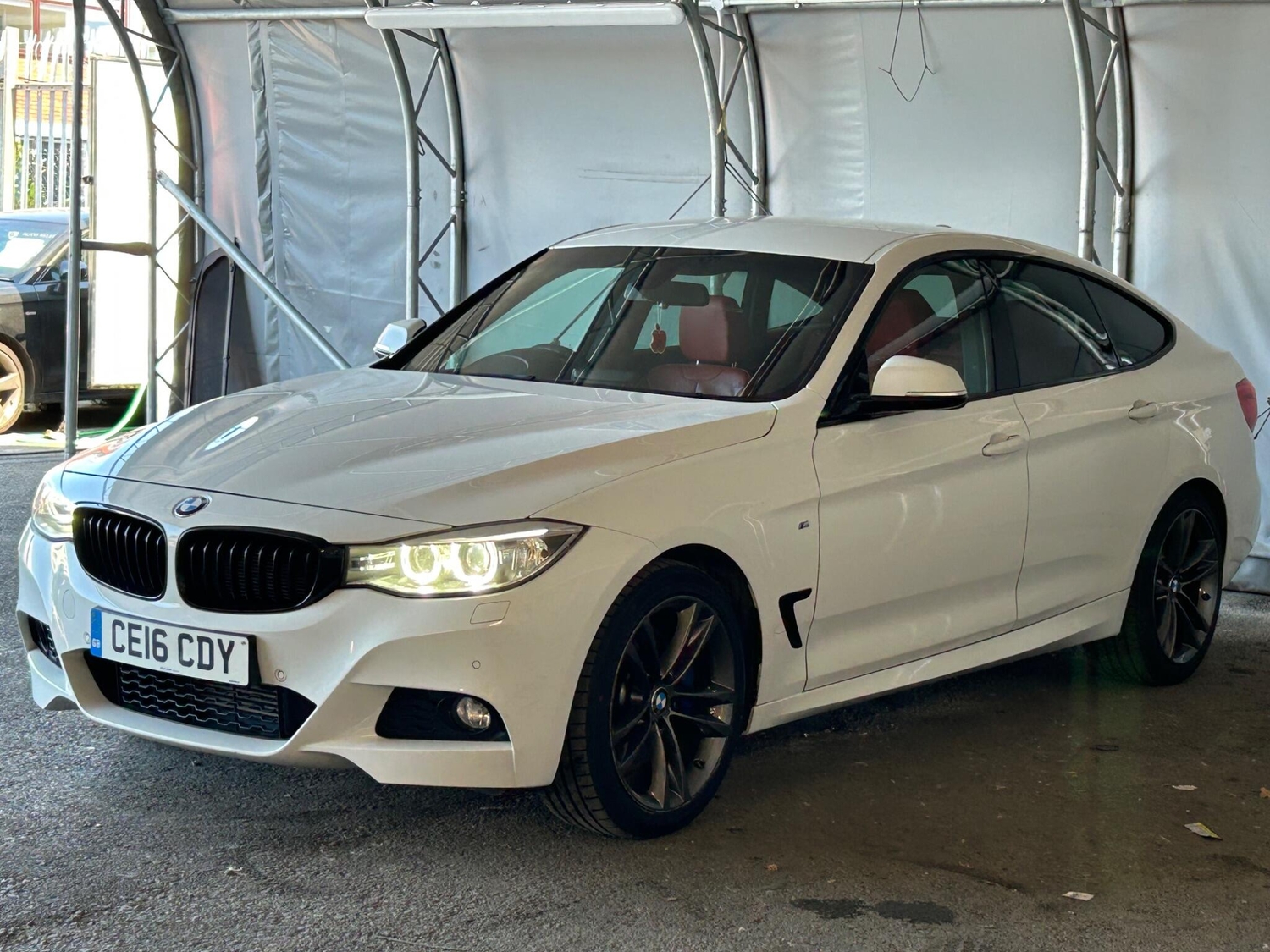 [ berth ]BMW 3 Series Gran Turismo