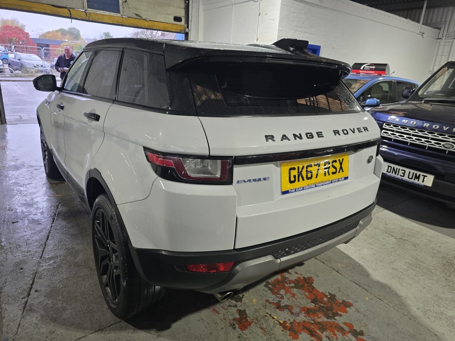 Land Rover Range Rover Evoque 2017 - Cars in Pontypridd