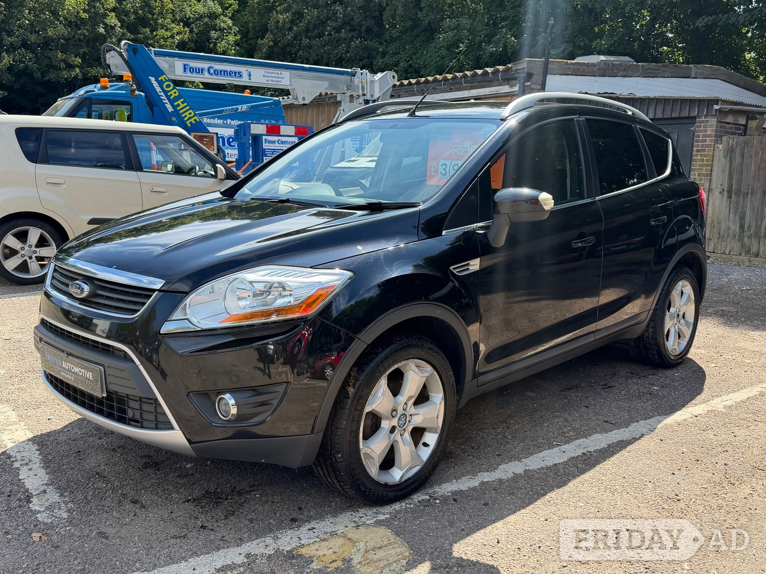 [ berth ]Ford Kuga