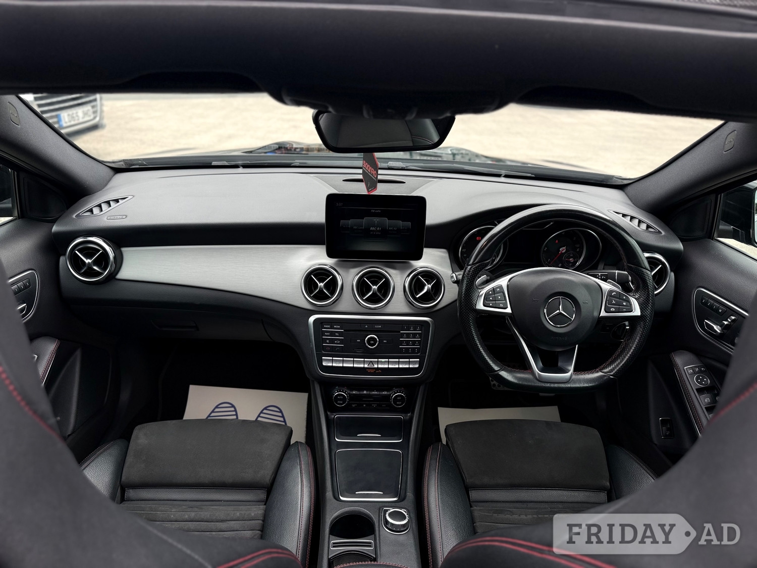 [ berth ]Mercedes-Benz GLA