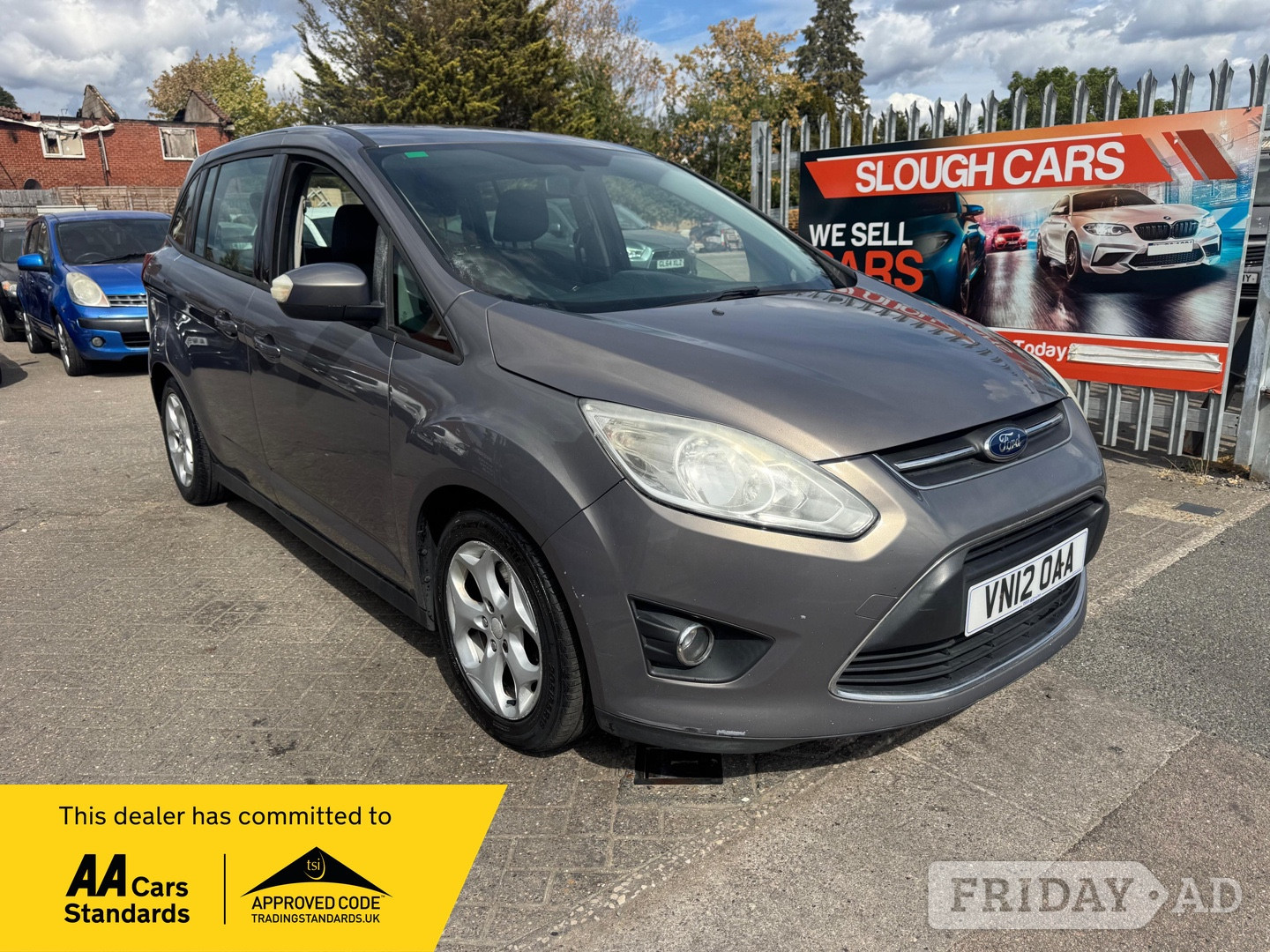 Ford Grand C-MAX 2012 in Slough