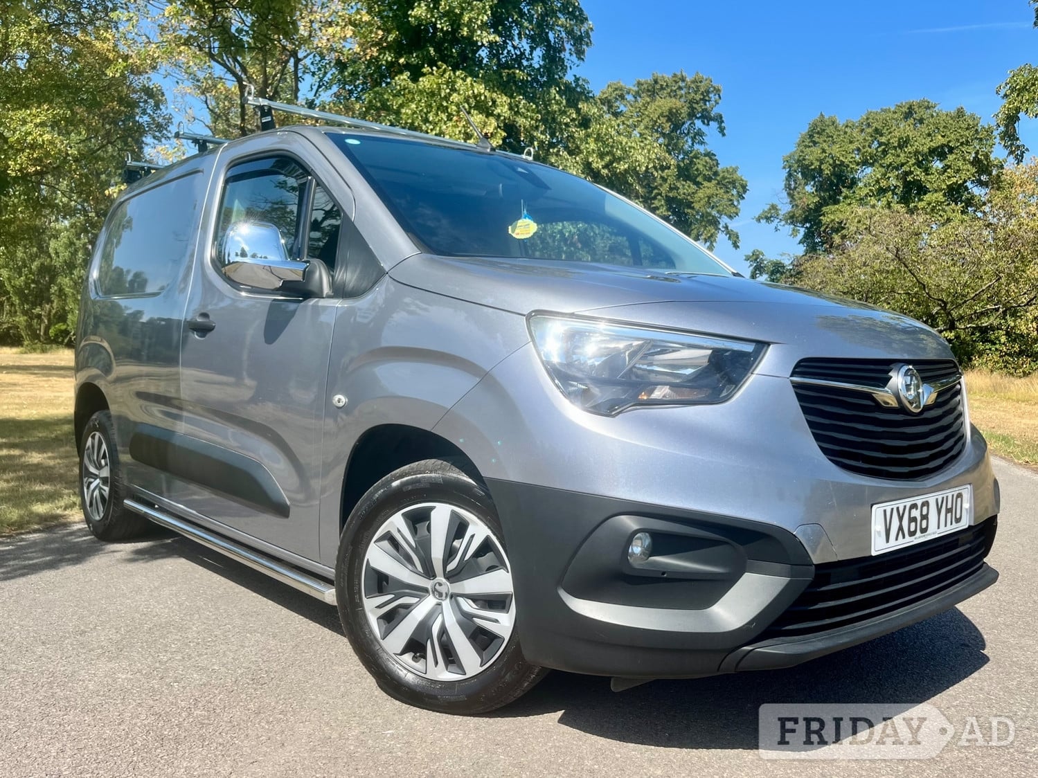 Vauxhall Combo 2019 in Liverpool
