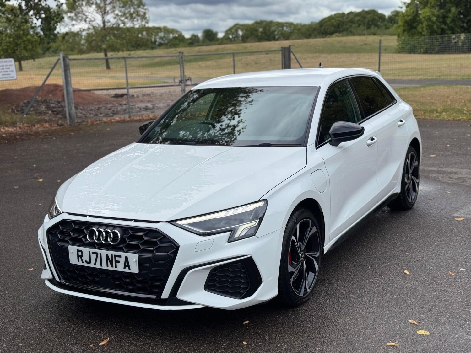 [ berth ]Audi A3